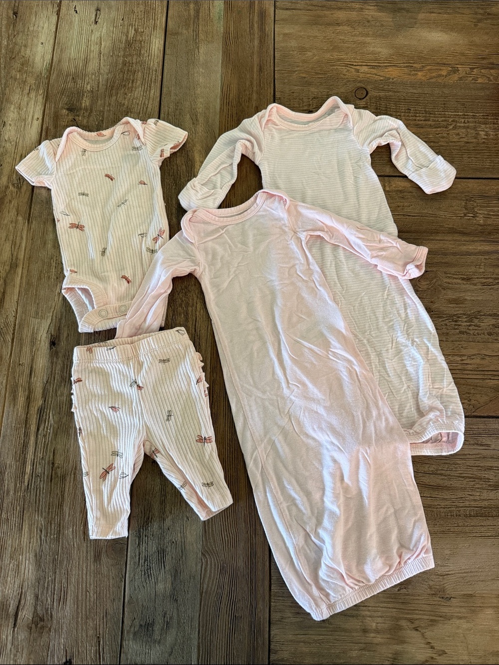 Carter’s Preemie Pink 4 Piece Set